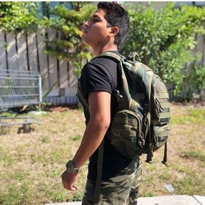 Meet your Posher, Alonso